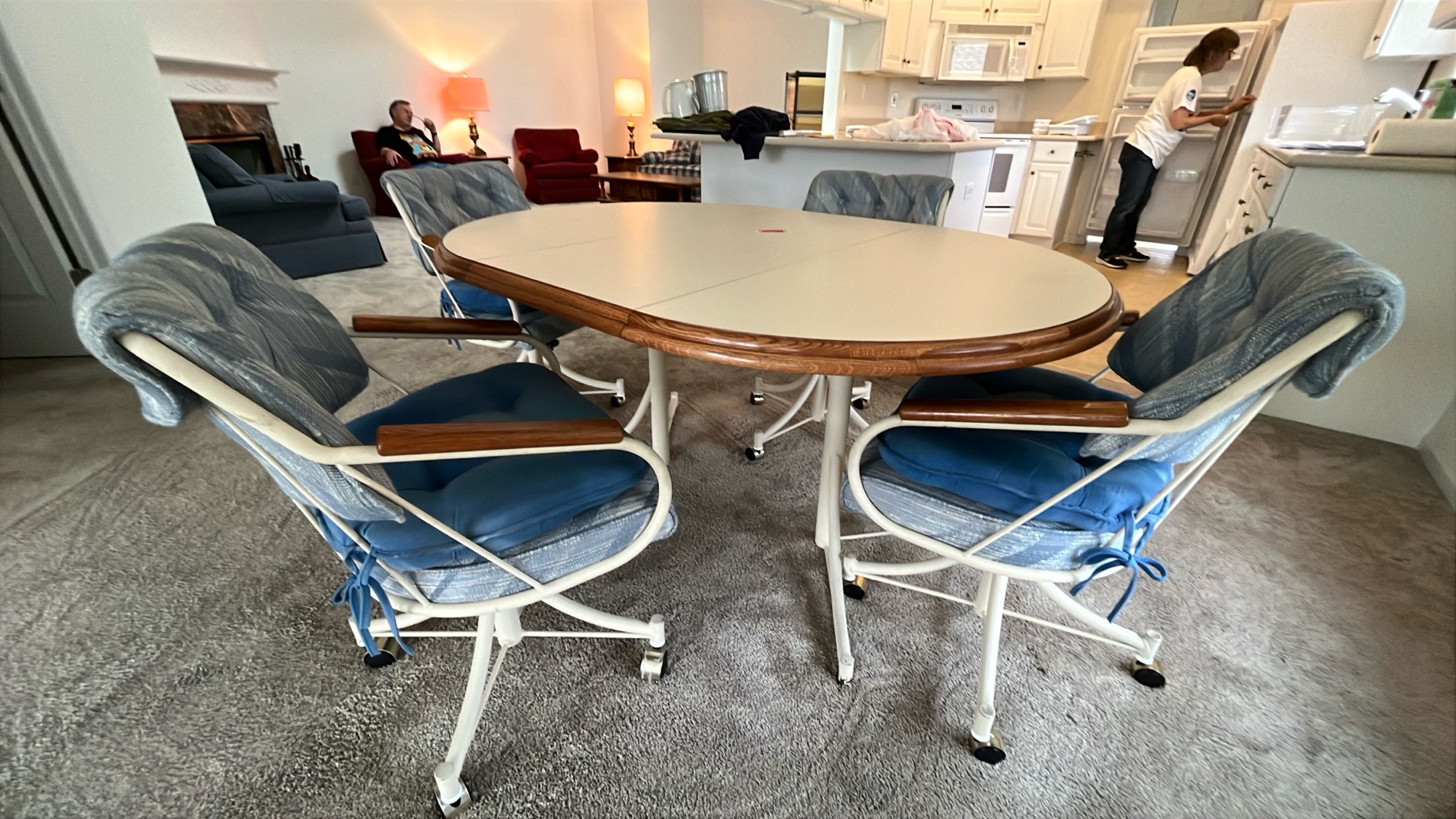 Dining Table Set with Rolling Chairs