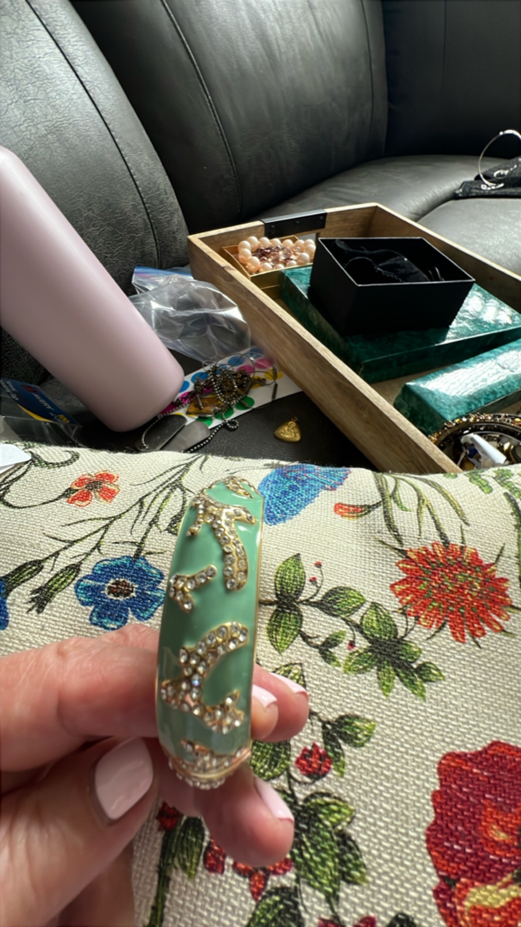 Elegant Green Gold-Accent Bangle Bracelet