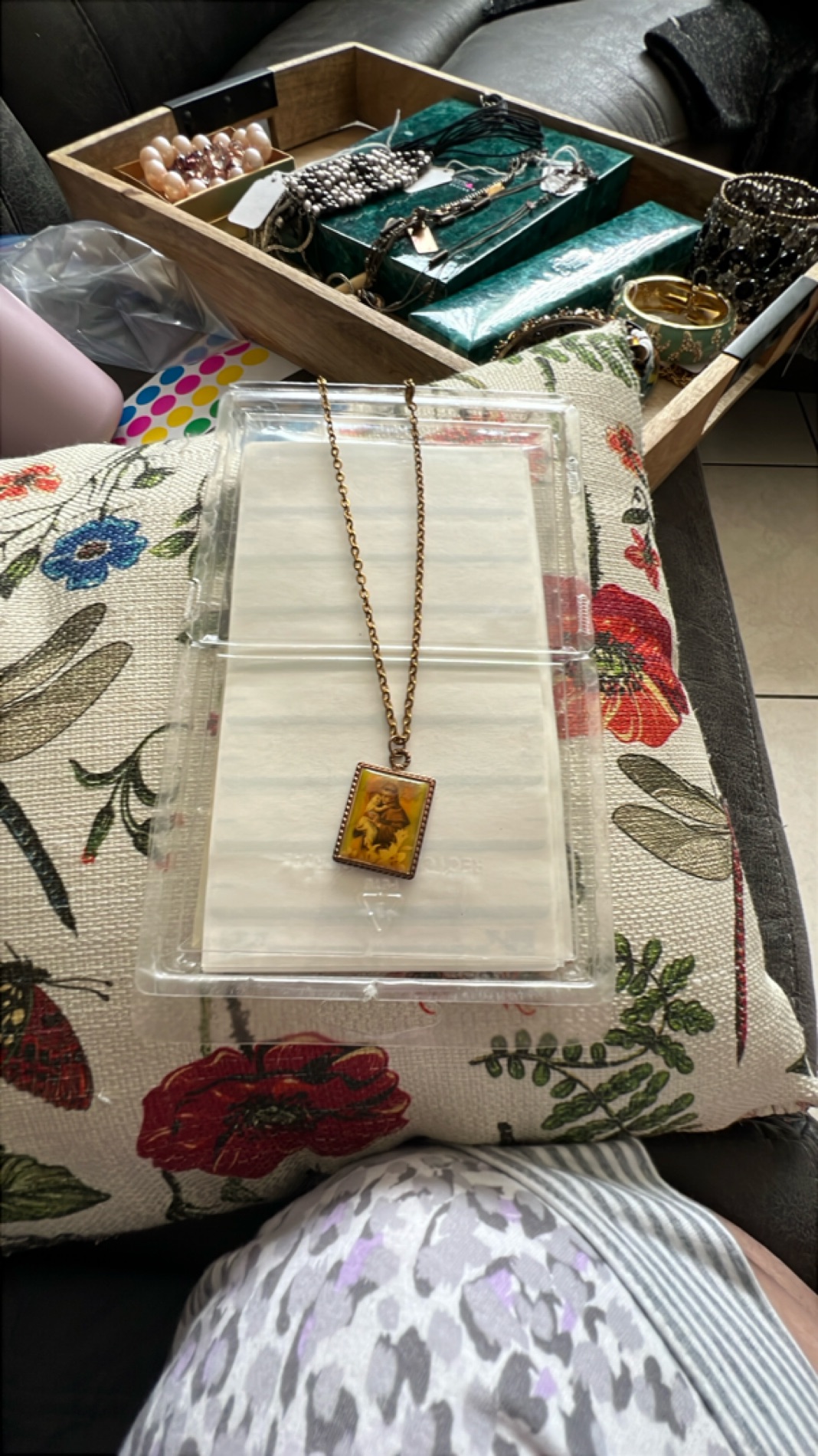 Vintage Style Pendant Necklace