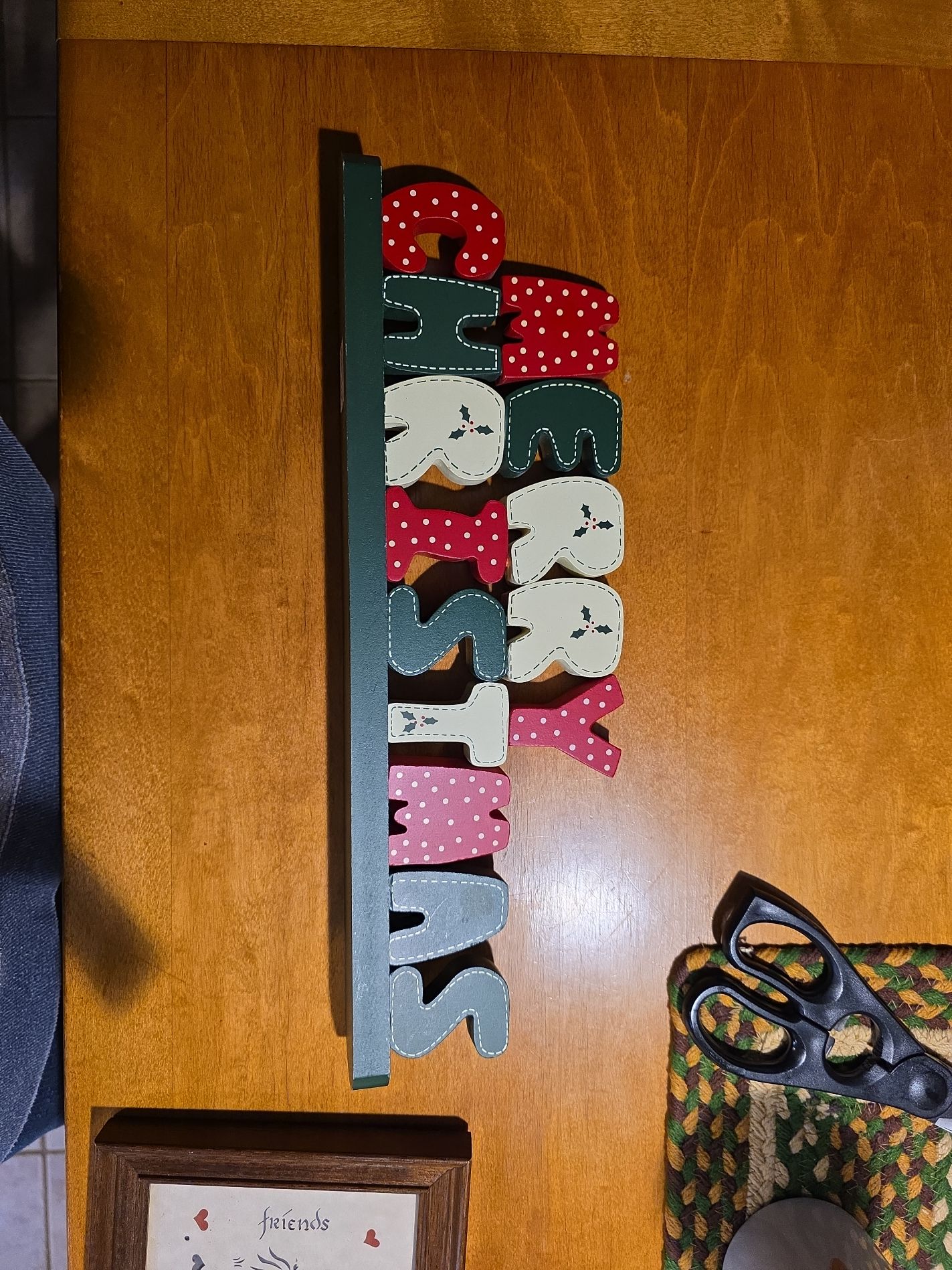 Festive Wooden 'Merry Christmas' Tabletop Sign