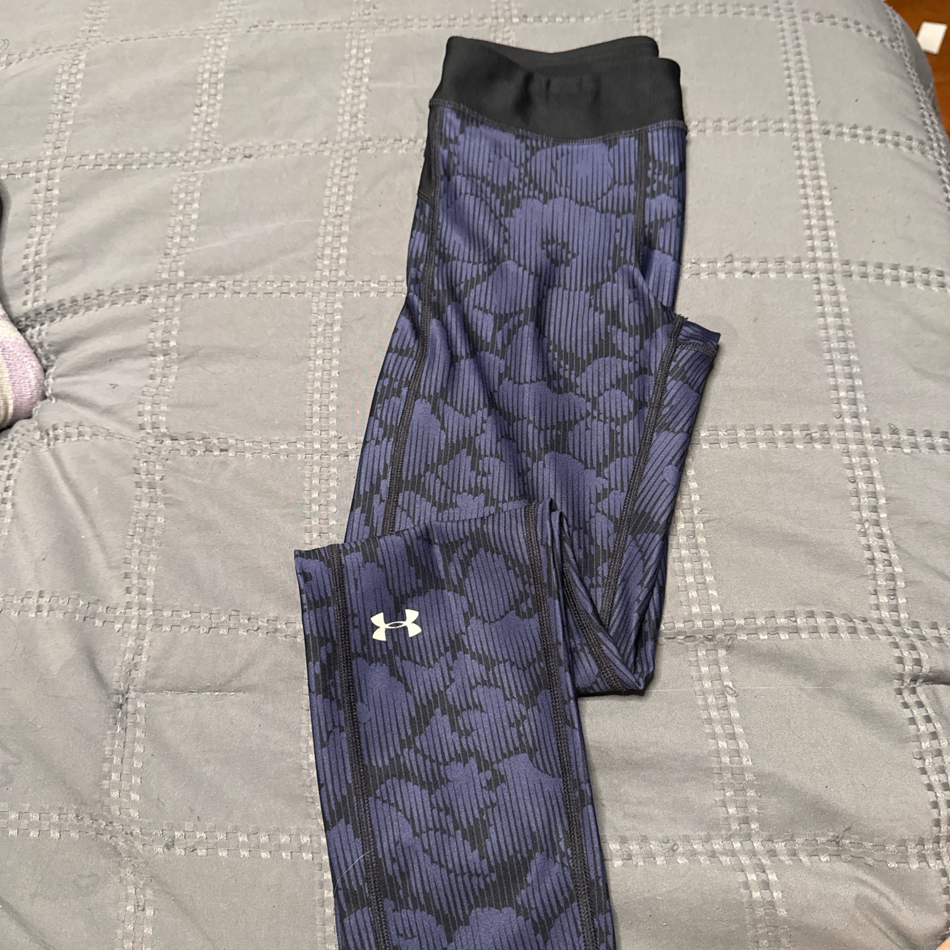 Under Armour Floral Print Leggings photo