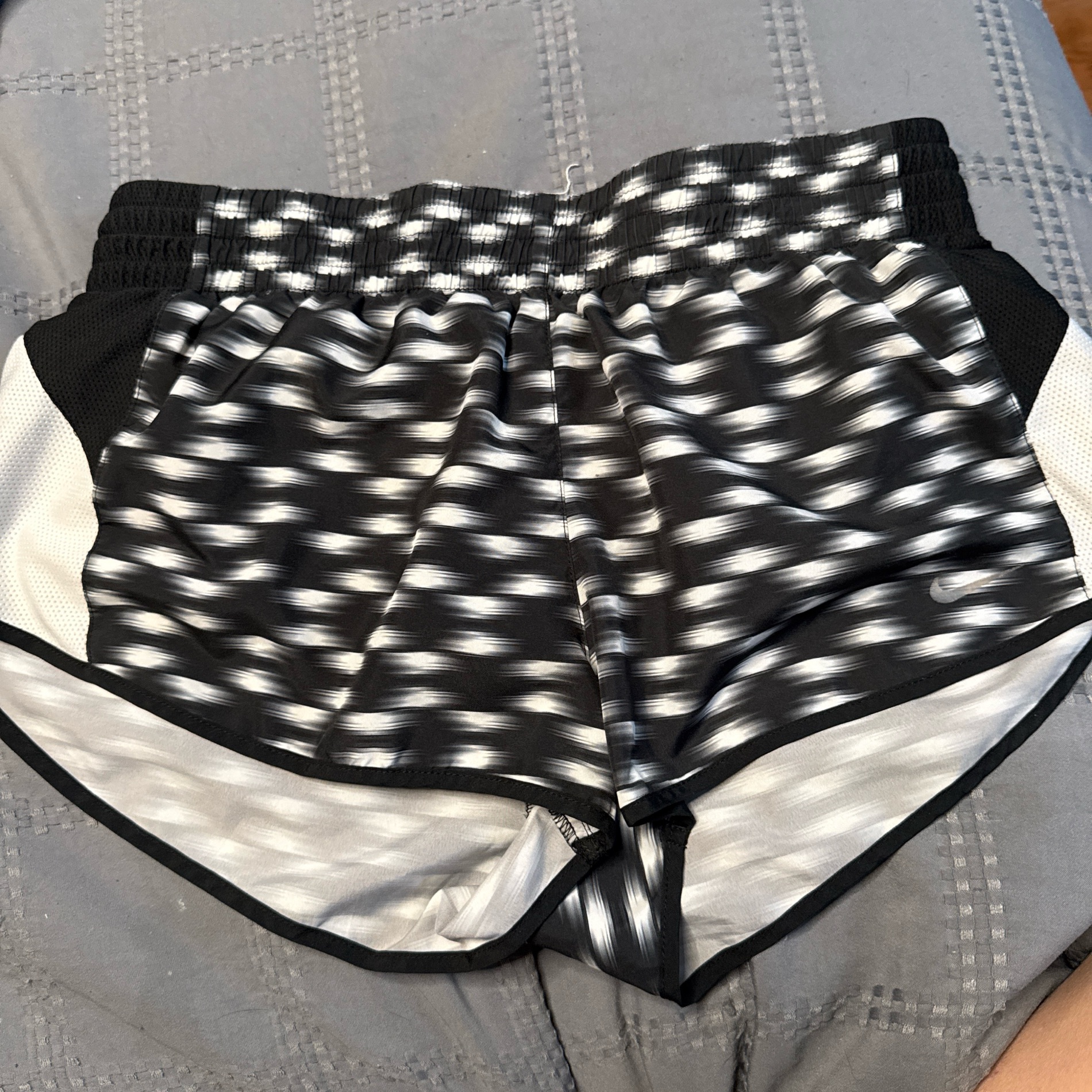 Nike Dri-FIT Running Shorts - Men's Medium photo