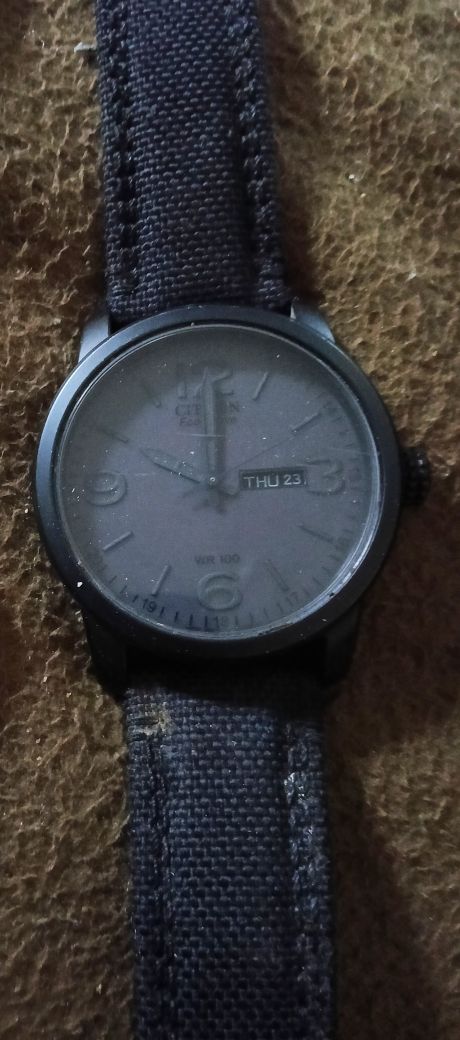 Men's Black Nylon Band Analog Watch with Day-Date Display