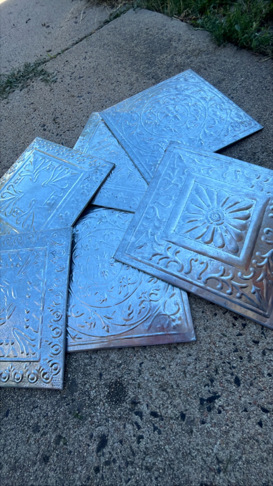 Ornate Decorative Metal Ceiling Tiles