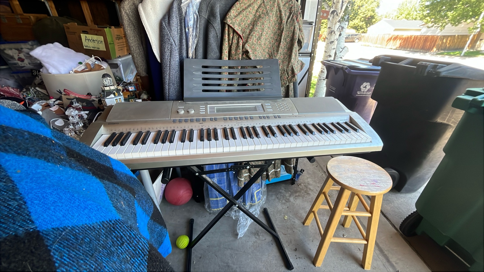 Casio WK-3000 Electronic Keyboard