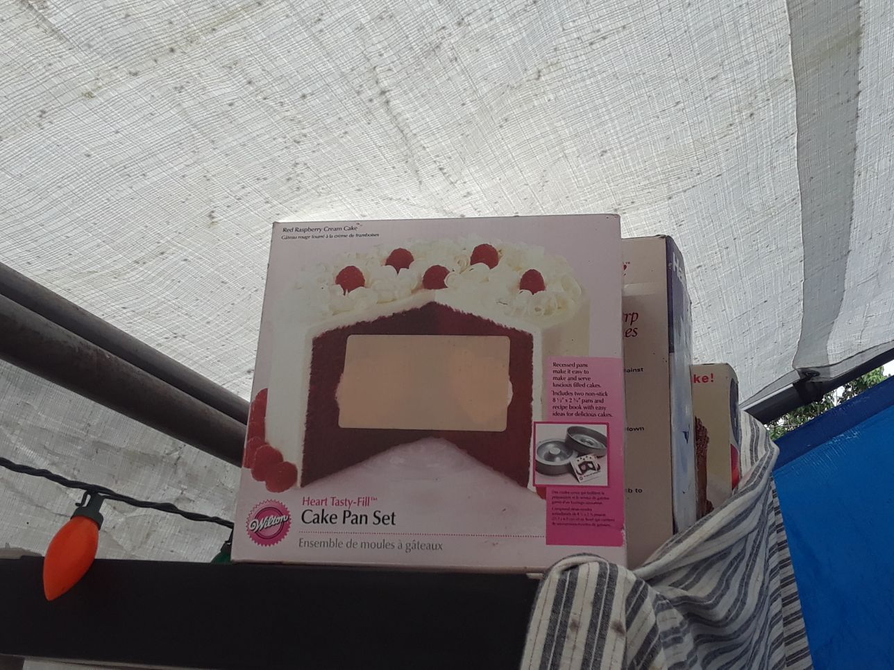 Wilton Heart Tasty-Fill Cake Pan Set