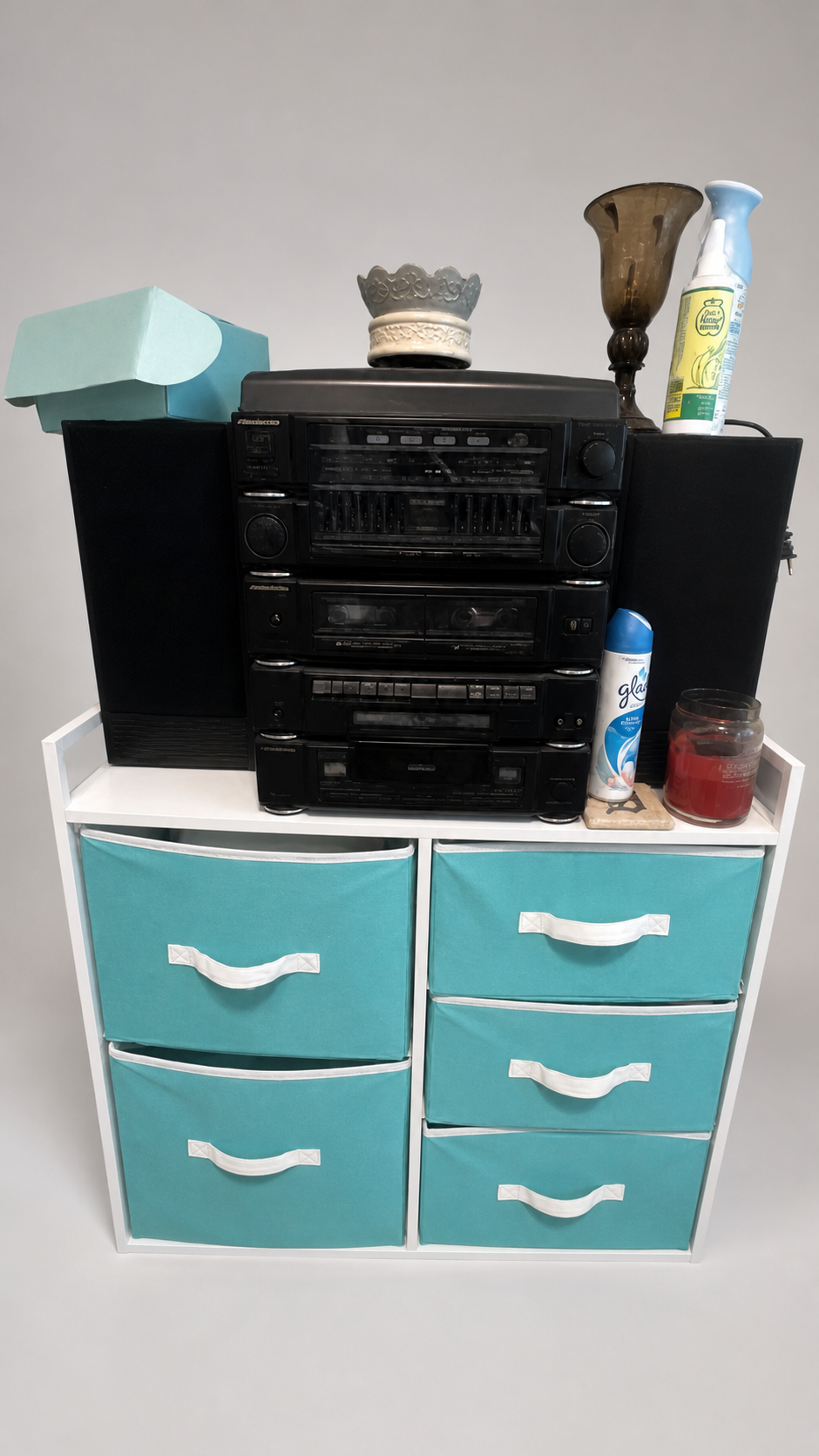 Stereo System with Speaker Set