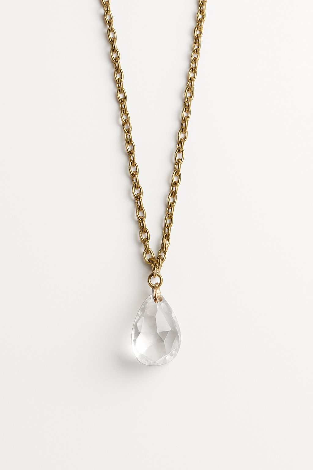 Elegant Crystal Pendant Necklace