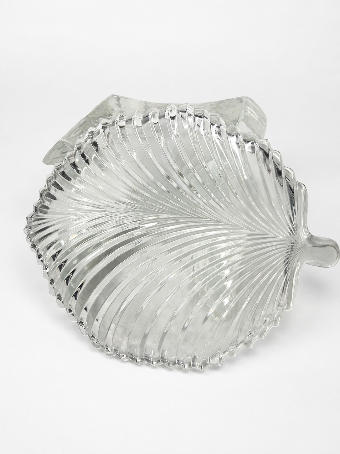 Elegant Clear Glass Leaf-Shaped Serving Platter